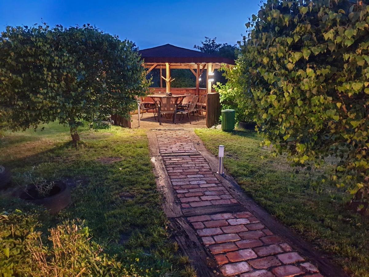 Szumi Domek Kołobrzeg Exterior foto